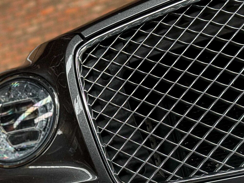 Bentley Bentayga 4.0 V8 First-Edition 550pk 2021