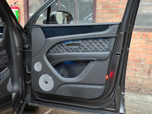 Bentley Bentayga 4.0 V8 First-Edition 550pk 2021