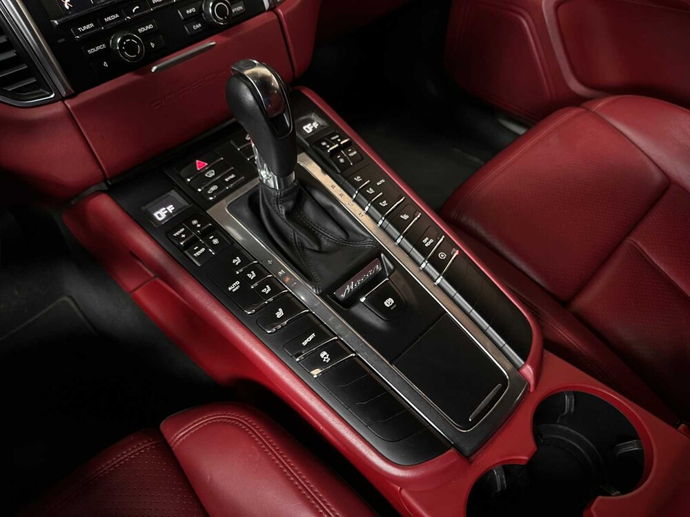 Porsche Macan S 3.0 V6 340pk 2014