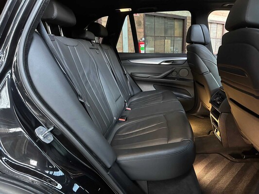 BMW X5 xDrive40e High Executive 313pk 2015 Plug-In Hybrid (Origineel-NL), HG-436-T