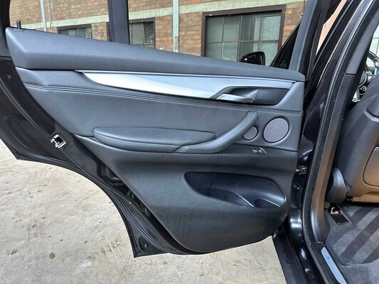 BMW X5 xDrive40e High Executive 313pk 2015 Plug-In Hybrid (Origineel-NL), HG-436-T