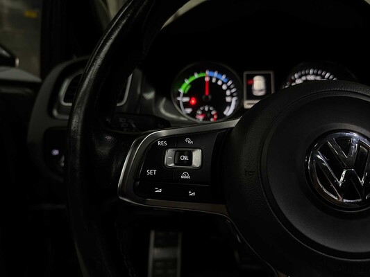 Volkswagen Golf GTE 1.4 TSI 150pk 2015, 9-ZVB-02