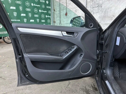 Audi A4 Limousine 2.0 TFSI quattro Pro Line S 211pk 2010 (Org-NL), 77-LXF-2