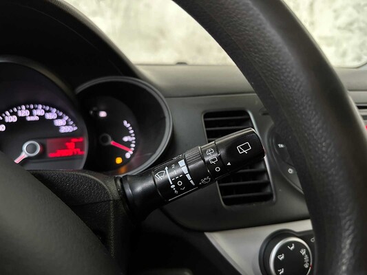 Kia Picanto 1.0 CVVT Comfort P. 69pk 2012, 70-XTK-1