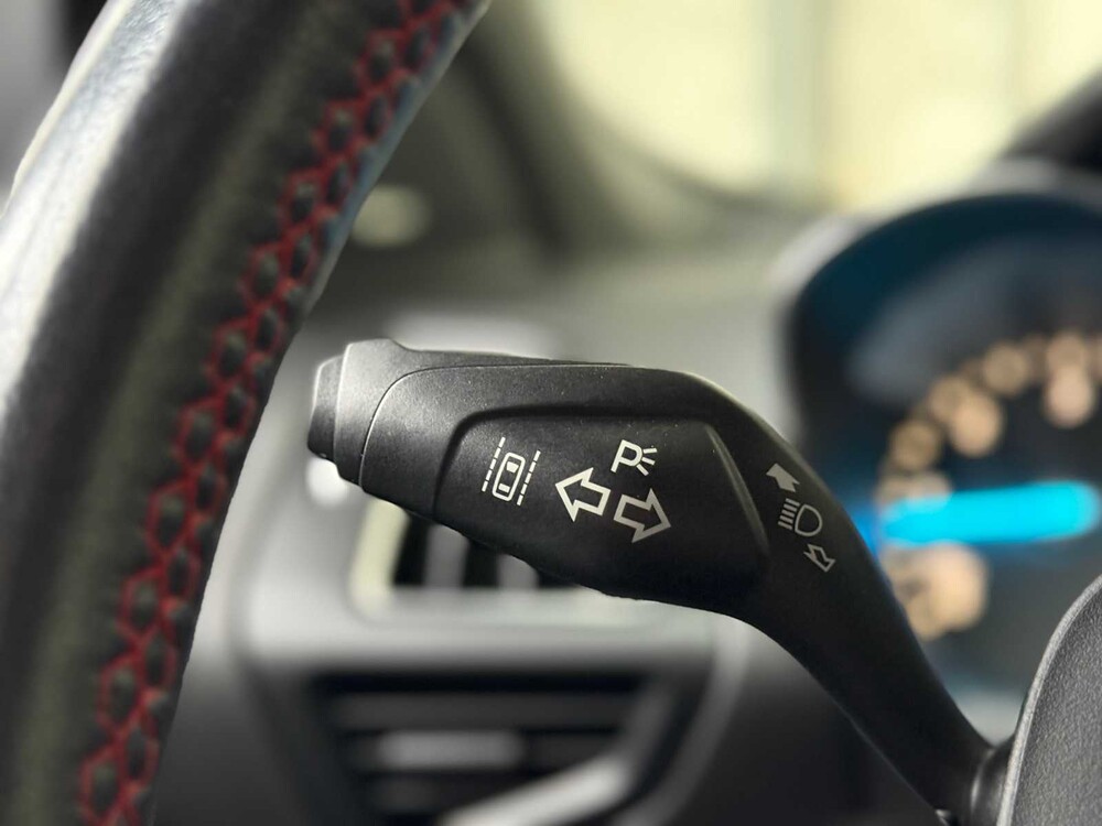 Ford Kuga 1.5 TDCi ST-Line 120pk 2018, SJ-597-N