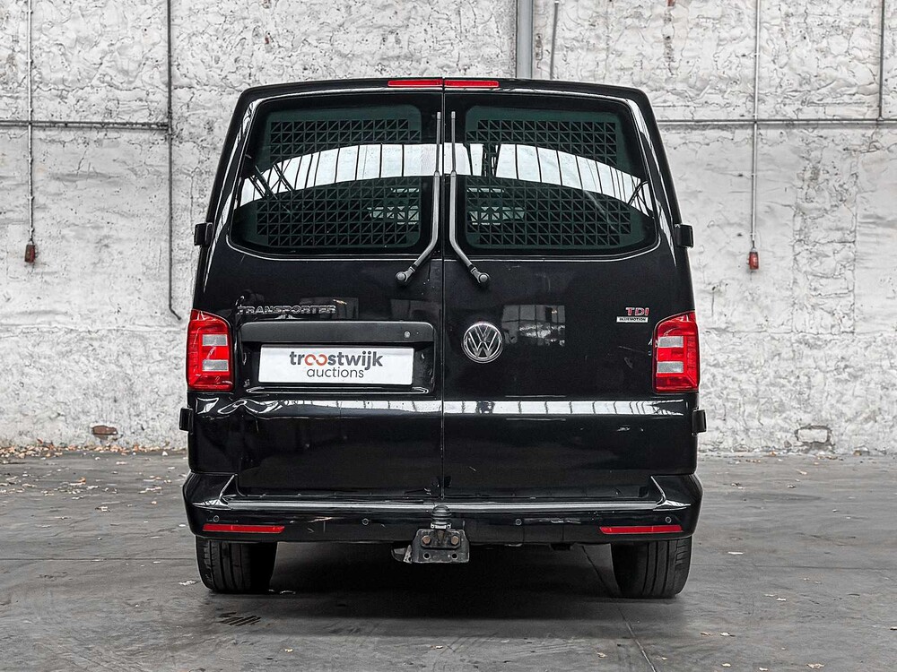 Volkswagen Transporter T6 2.0 TDI L2H1 Dubbele cabine Highline DSG 204pk 2016, VV-193-B