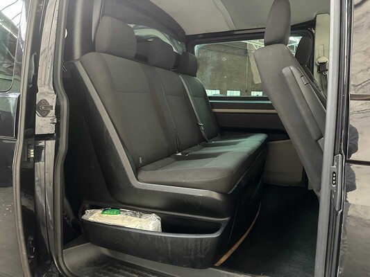 Volkswagen Transporter T6 2.0 TDI L2H1 DC Highline DSG 204pk 2016, VV-193-B