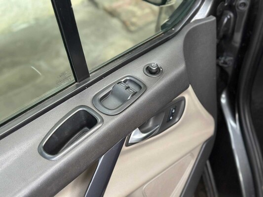 Ford Transit Custom 290 2.0 TDCI L2H1LDC dubbele cabine 170pk 2017, V-477-HZ