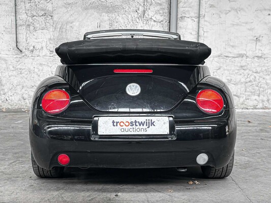 Volkswagen New Beetle Cabriolet 1.4 Turijn 75pk 2003, TH-271-J