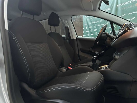 Peugeot 208 1.2 PureTech Allure 82pk 2017, RL-064-L