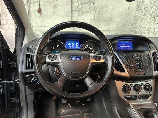 Ford Focus Wagon 1.6 tdci 105pk 2012, 56-ZFS-9