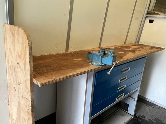 Iveco 50-C17 Glasvrachtwagen met werkplaatsinrichting en glasrestelen (elektrisch afsluitbaar) 185996km Bouwjaar: 2016, 34-BHD-8