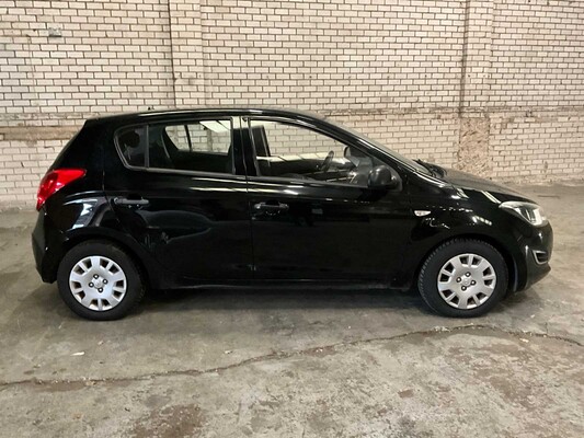 Hyundai i20 Star Edition 1.3 Bouwjaar: 2012
