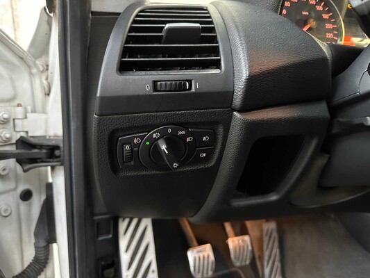 BMW 118i 1-serie 143pk 2008, L-668-XD