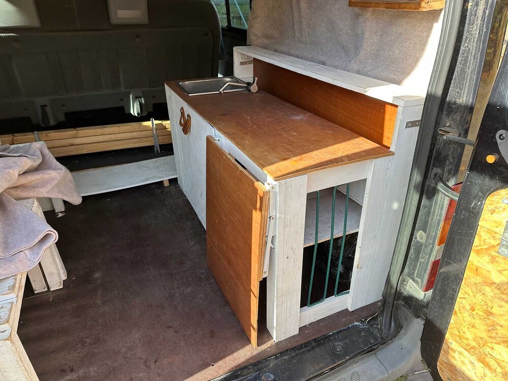 Ford Transit 260S FD DC 125 Camper 125pk 2003, J-557-JB