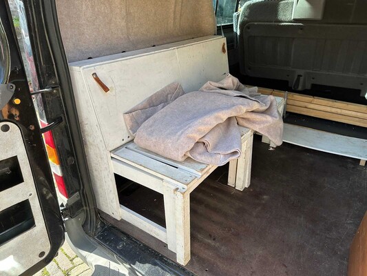 Ford Transit 260S FD DC 125 Camper 125pk 2003, J-557-JB