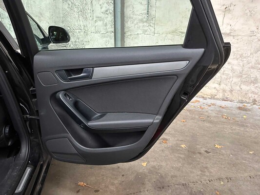 Audi A4 Limousine 1.8 TFSI Pro Line Business 160pk 2008, 32-GPZ-8