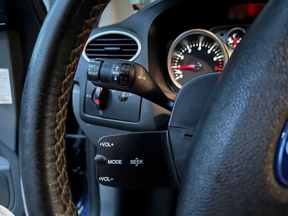 Ford Focus Wagon 1.6 Comfort 101pk 2012, 01-SZV-4