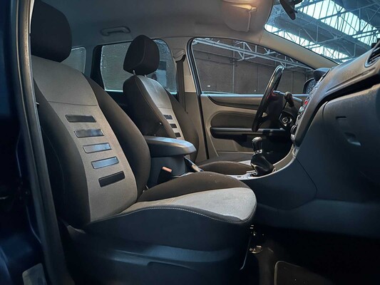 Ford Focus Wagon 1.6 Comfort 101pk 2012, 01-SZV-4