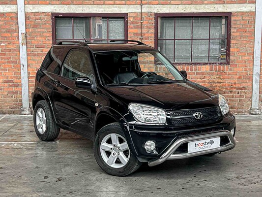 Toyota RAV4 2.0-16V VVT-i Sol (Automaat) 150pk 2004, 76-HFB-9 Youngtimer