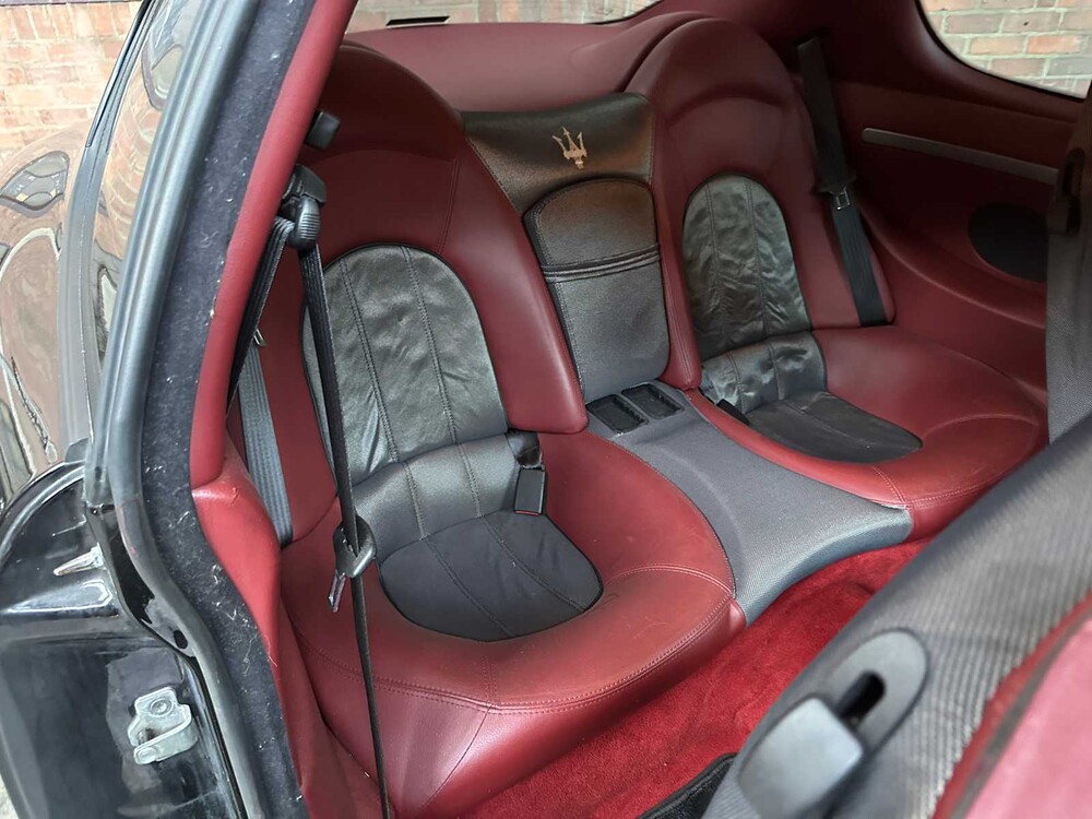 Maserati GranSport Coupé 4.2 V8 400 PS 2006 -Youngtimer-