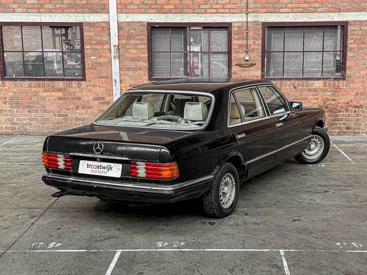 Mercedes-Benz 280 SEL