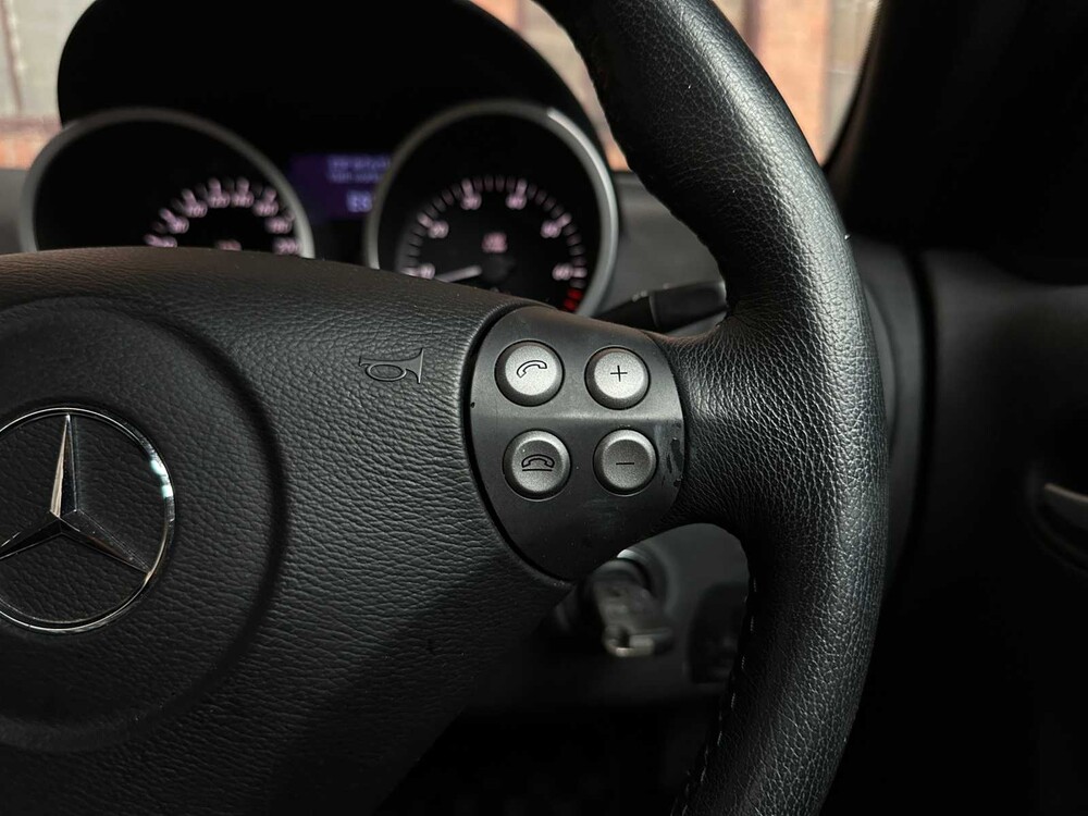 Mercedes-Benz SLK350 3,5 V6 272 PS 2005 AIRSCARF SLK-Klasse Youngtimer