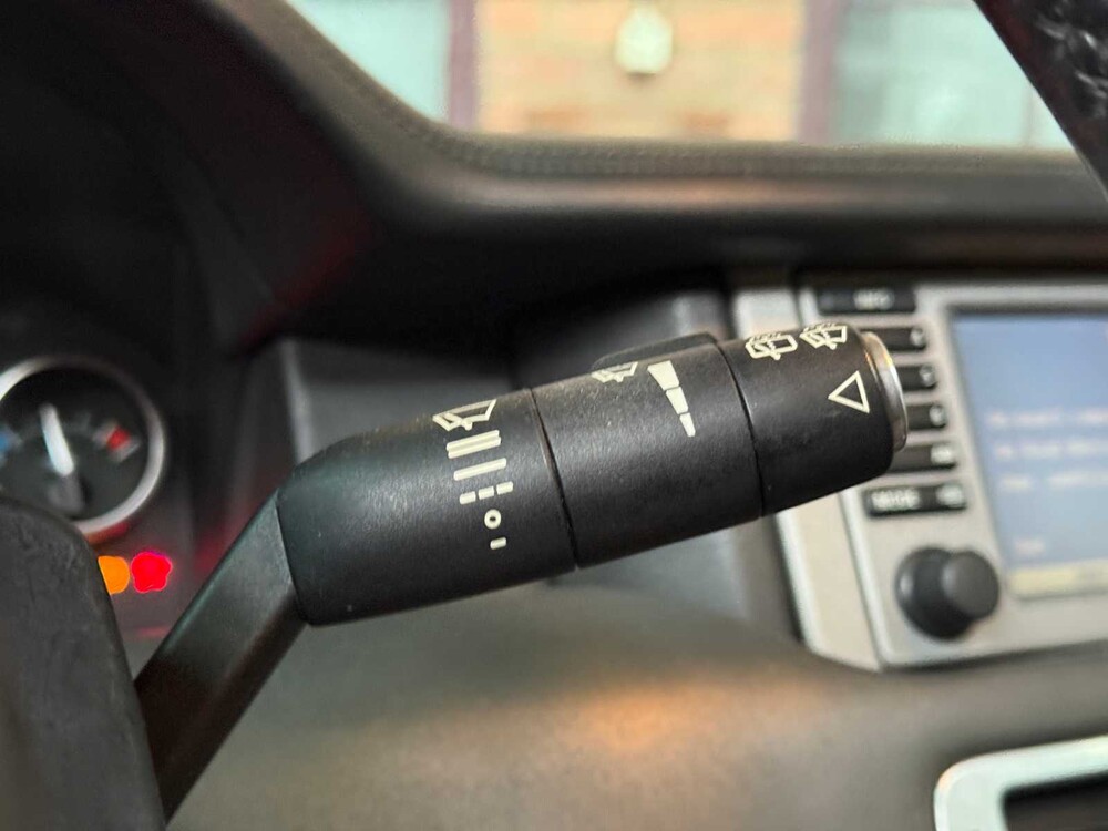 Land Rover Range Rover 4.4 V8 Vogue 286 PS 2002, 67-SJ-DS Youngtimer