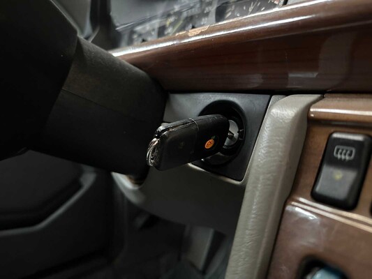 Mercedes-Benz 300 CE 200-500 (W124) 179 PS 1988, LZ-BS-56