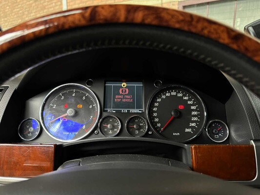 Volkswagen Touareg 3,2 V6 220 PS 2003, 07-NG-JJ Youngtimer