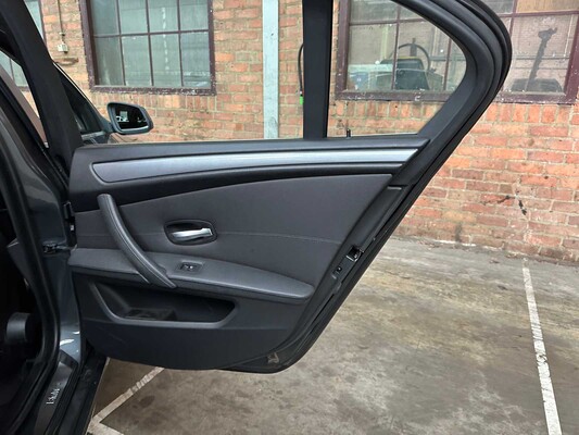 BMW 525i Business Line Edition II 218 PS 2009 5er, 71-JXB-8 Youngtimer