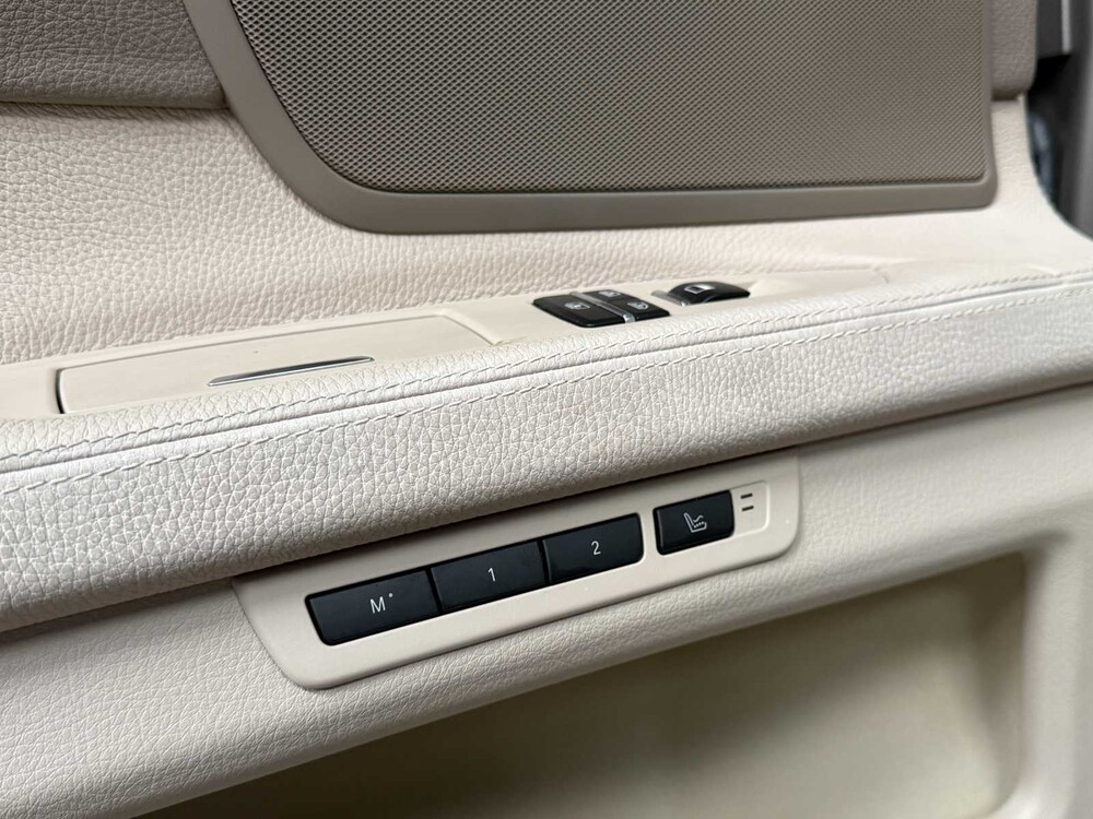 BMW 750i xDrive High 4,4 V8 Executive 408 PS 2010 7er, L-524-ZV