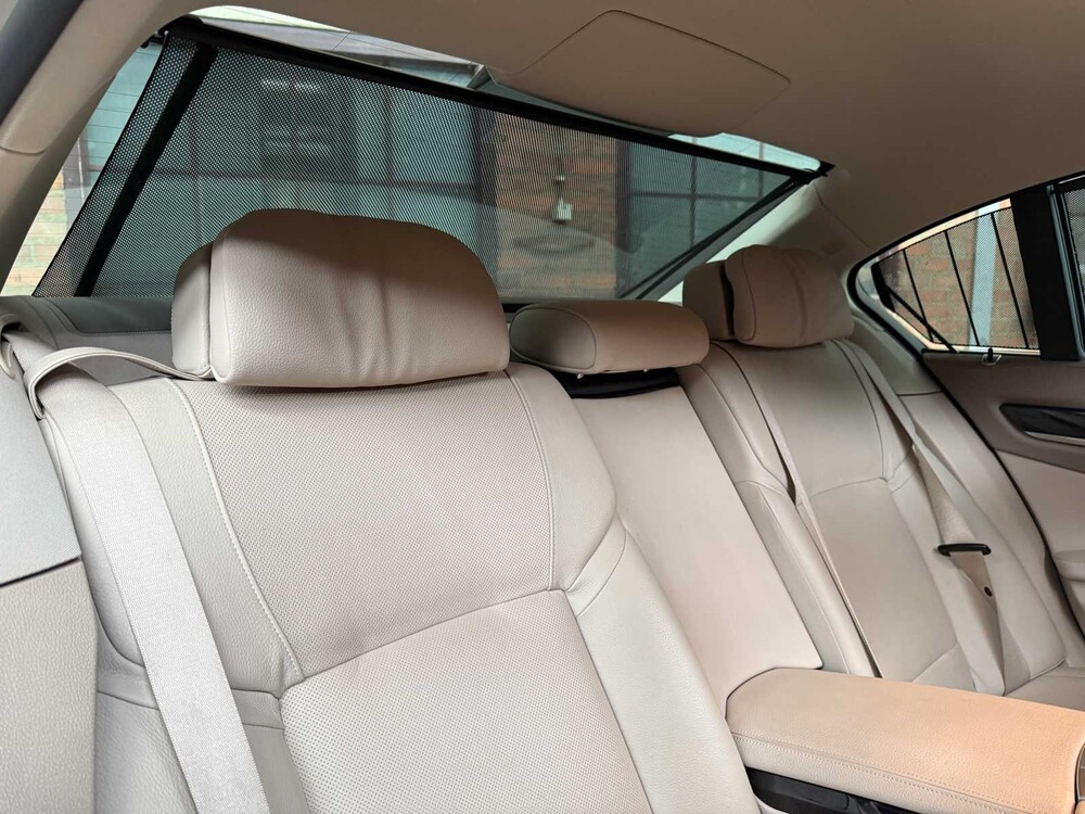 BMW 750i xDrive High 4,4 V8 Executive 408 PS 2010 7er, L-524-ZV