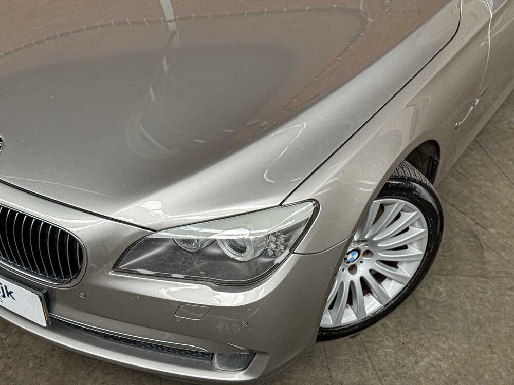 BMW 750i xDrive High 4,4 V8 Executive 408 PS 2010 7er, L-524-ZV