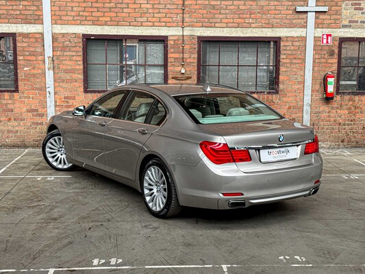 BMW 750i xDrive High 4.4 V8 Executive 408pk 2010 7-Serie, L-524-ZV