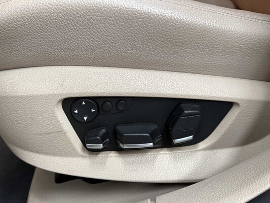 BMW 750i xDrive High 4.4 V8 Executive 408pk 2010 7-Serie, L-524-ZV