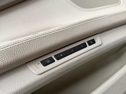 BMW 750i xDrive High 4.4 V8 Executive 408pk 2010 7-Serie, L-524-ZV