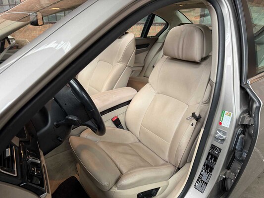 BMW 750i xDrive High 4.4 V8 Executive 408pk 2010 7-Serie, L-524-ZV