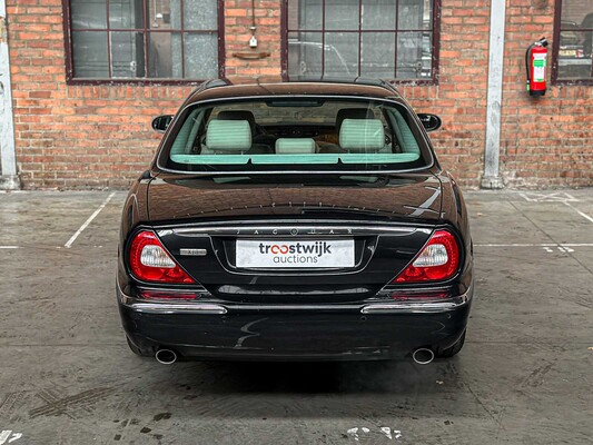 Jaguar XJ8 3.5 V8 258pk 2003 Youngtimer