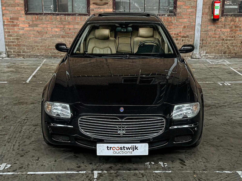 Maserati Quattroporte 4.2 V8 Duo Select 400 PS 2006, L-851-RK Youngtimer