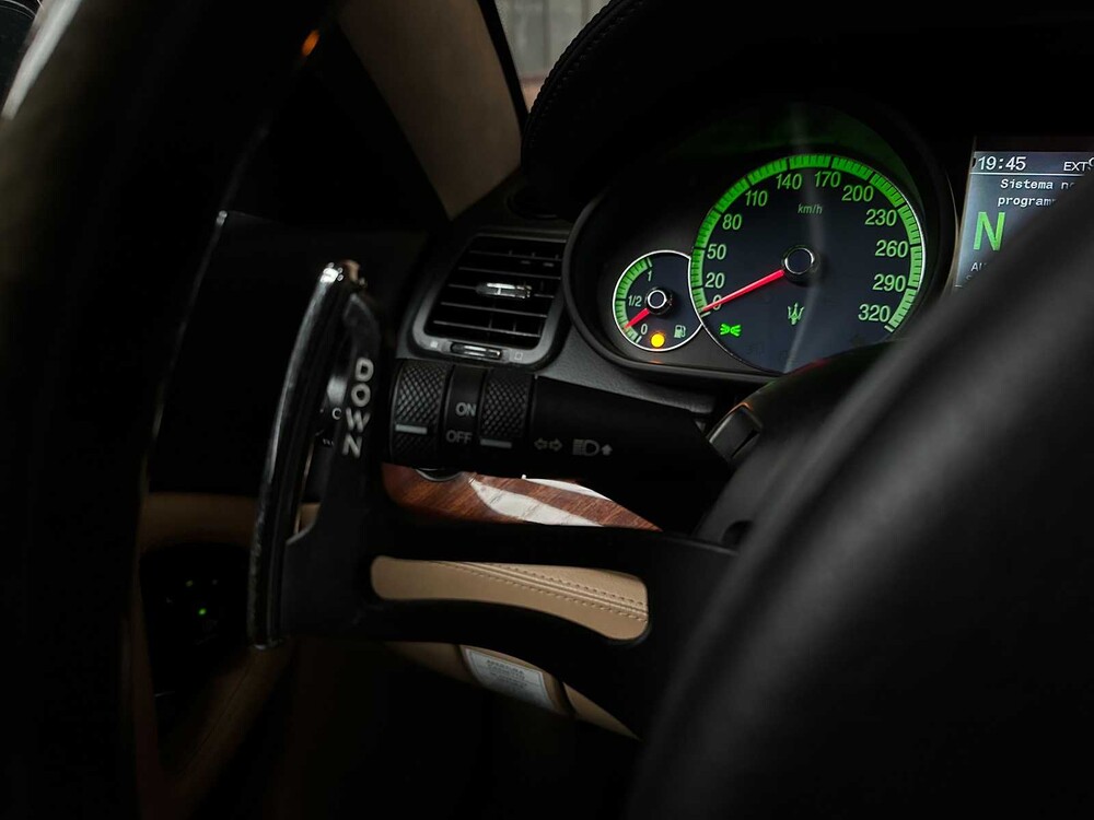 Maserati Quattroporte 4.2 V8 Duo Select 400 PS 2006, L-851-RK Youngtimer