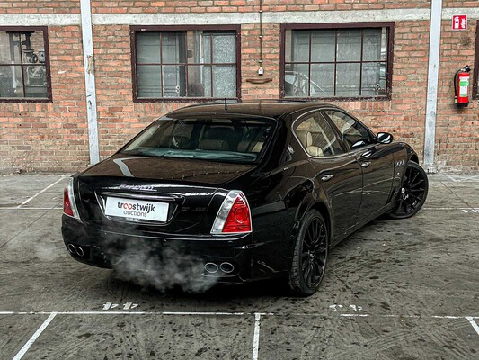Maserati Quattroporte 4.2 V8 Duo Select 400pk 2006, L-851-RK Youngtimer