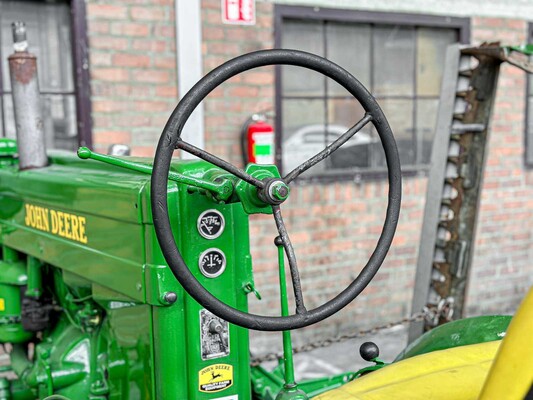 John Deere Model M 2-Cilinder 20pk 1952 Trekker Olditmer