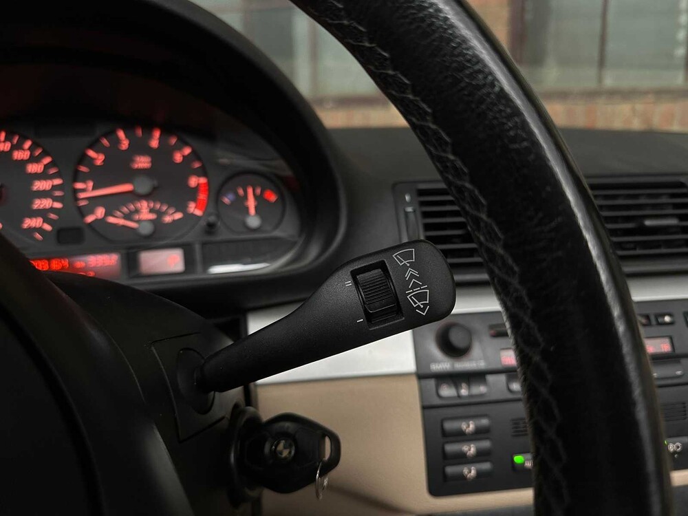 BMW 325Ci Executive 192 PS 2002 (Original-NL) 3er Cabriolet, 11-JP-PG