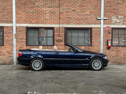 BMW 325Ci Executive 192pk 2002 (Origineel-NL) 3-serie Cabriolet, 11-JP-PG