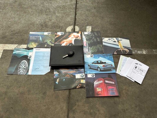 BMW 325Ci Executive 192pk 2002 (Origineel-NL) 3-serie Cabriolet, 11-JP-PG