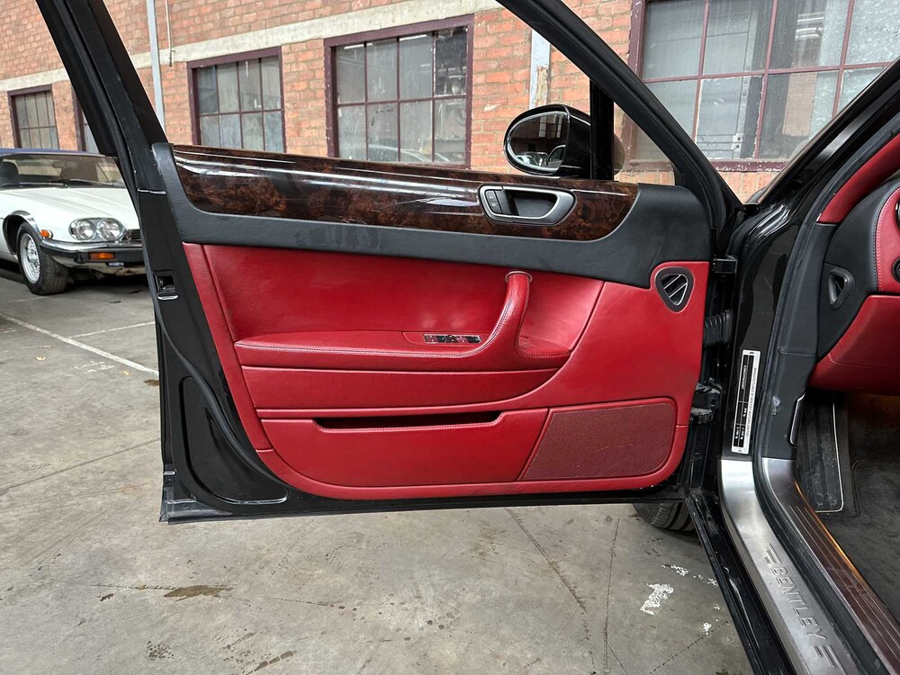 Bentley Continental Flying Spur 6.0 W12 525 PS 2006