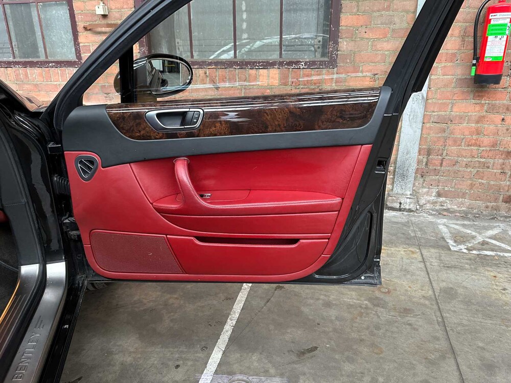 Bentley Continental Flying Spur 6.0 W12 525 PS 2006