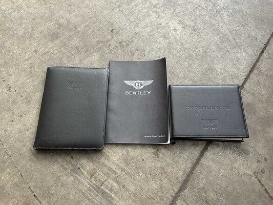 Bentley Continental Flying Spur 6.0 W12 525PK 2006