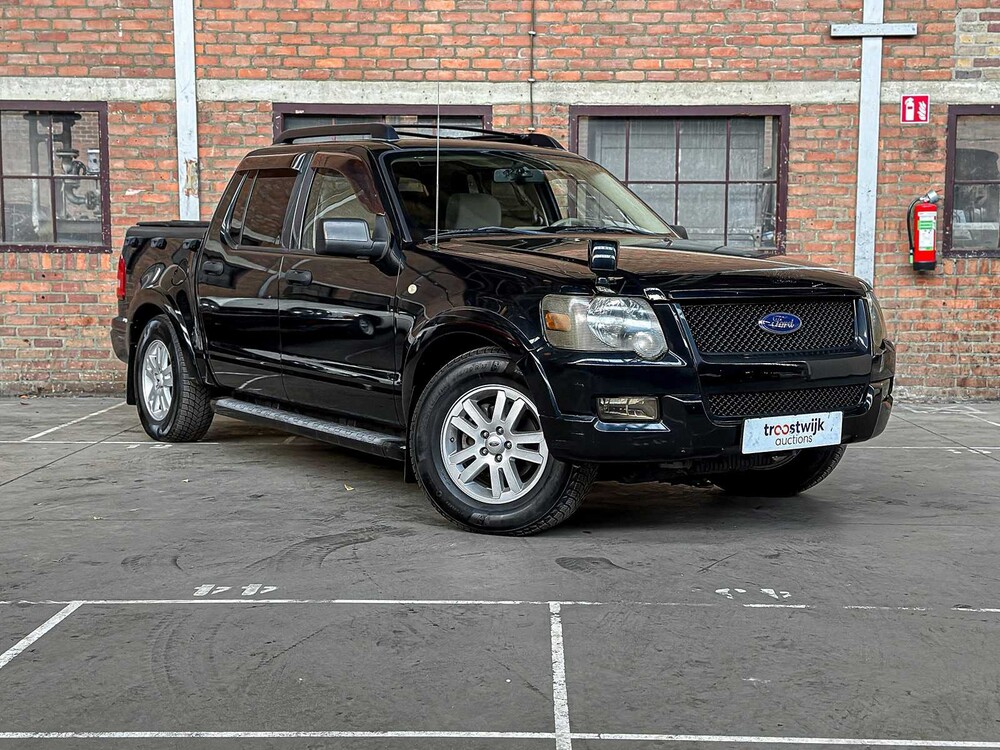 Ford Explorer Sport Trac Pick-up 4,0 V6 210 PS 2007 Yountimer